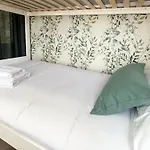 As Cortinas, Turisticos Prázdninový dům *